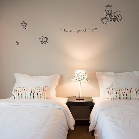Hostel Bed & Body Bangkok Exterior foto