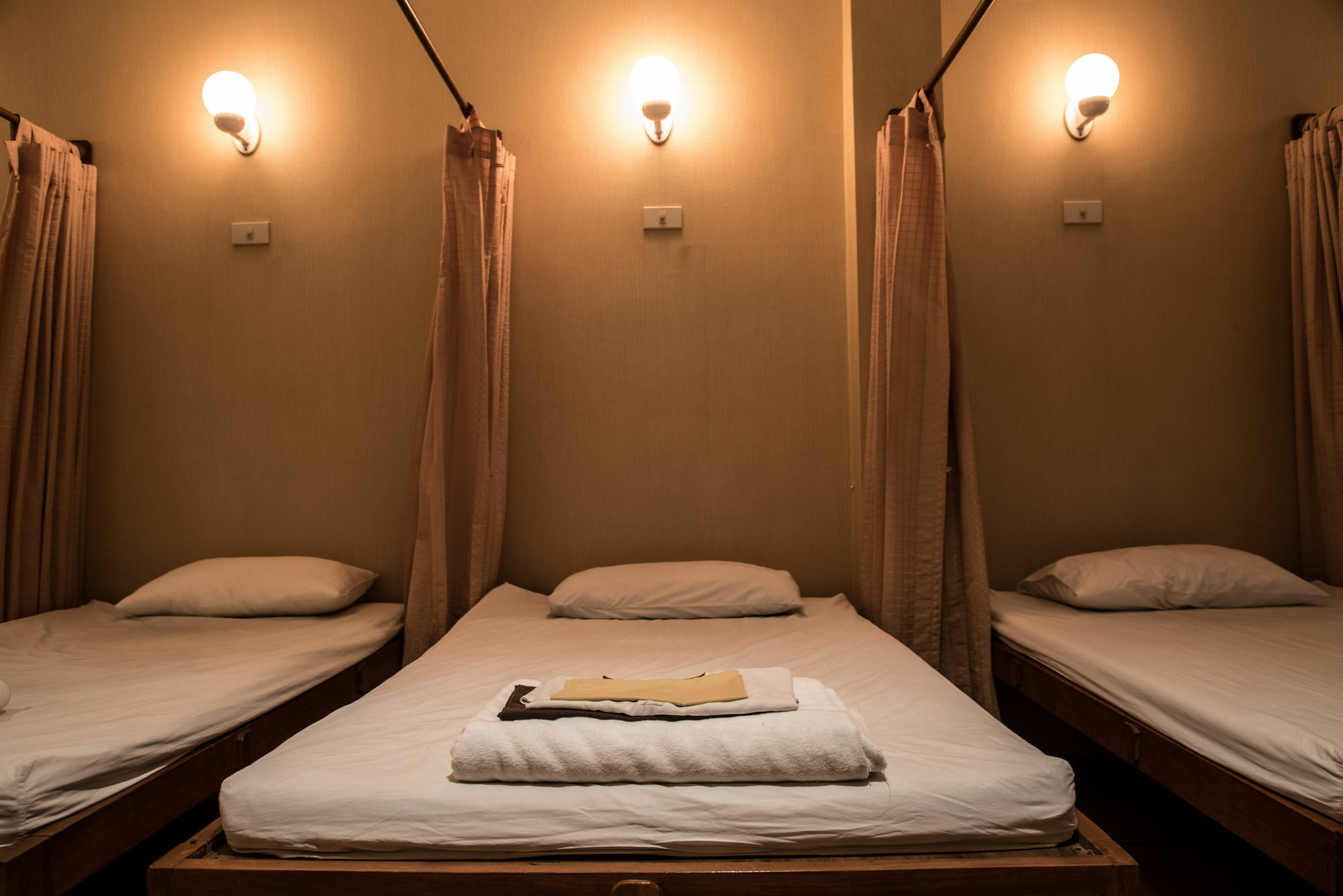 Hostel Bed & Body Bangkok Exterior foto